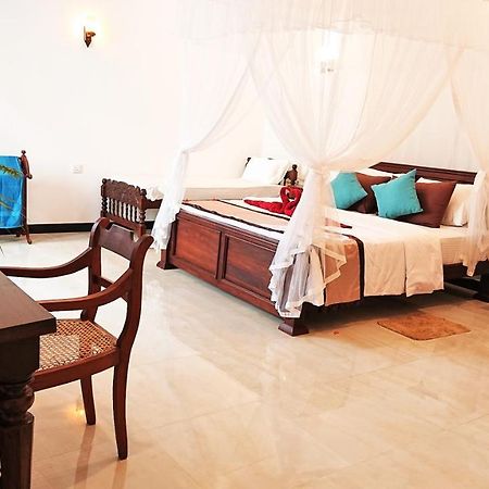 Tropical Inn 미리사 외부 사진